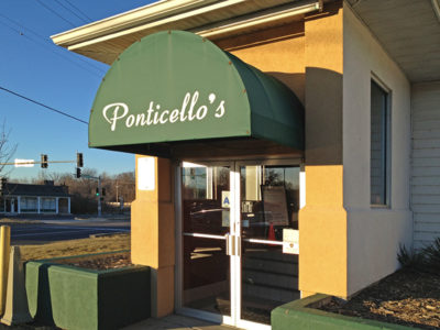 ponticello's pizza in spanish lake, mo closed in 2013 photo by toby weiss
